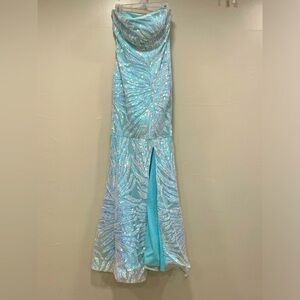 Morgan & Co. Strapless Light Blue Sequin Dress size 0